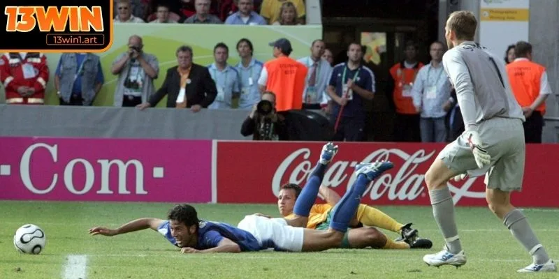 Soi kèo thẻ phạt trận Sassuolo vs Pisa (02:45 25/11, Giải Serie A)